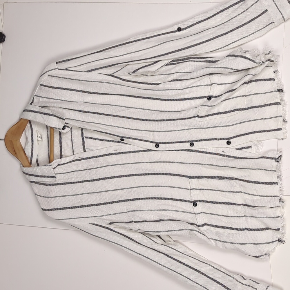 TRIBAL Women's Oversized Frayed Hem Button Down Rayon Utility Shirt - Picture 7 of 7